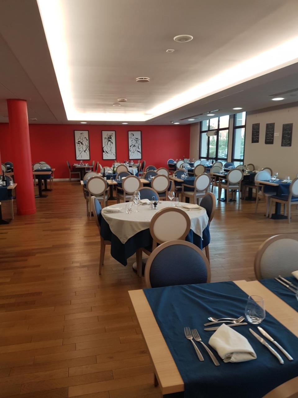 Domitys Le Carrousel Aparthotel Cabourg Luaran gambar